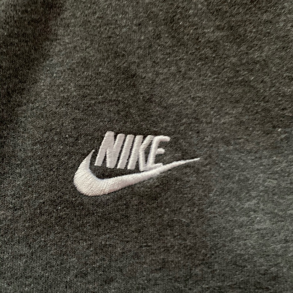 Nike jacket - Picture 2 of 3
